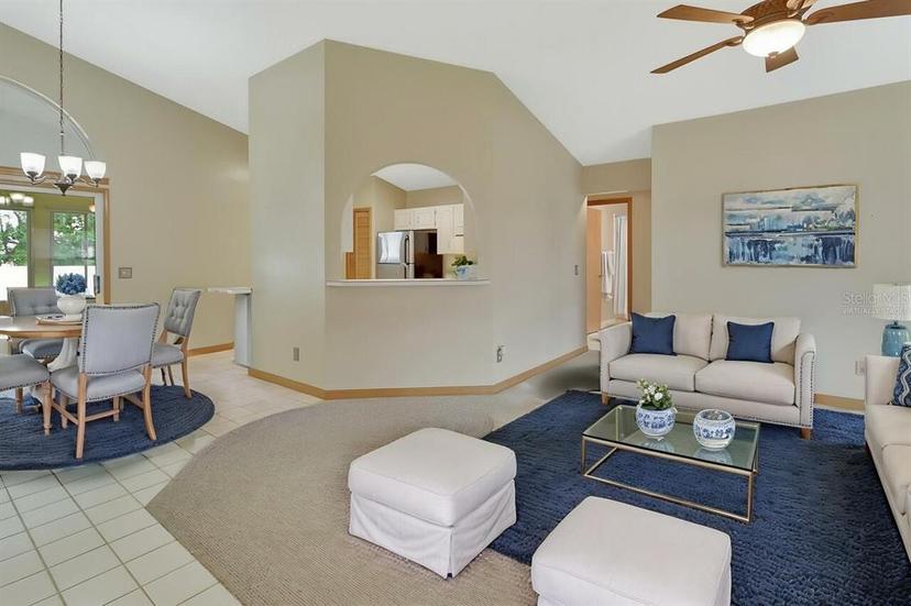 Picture of 941 Village Lake Drive N, Deland FL 32724