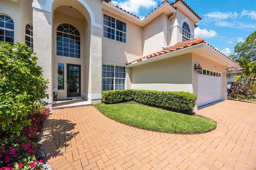 Picture of 4815 Queen Palm Terrace Ne, St Petersburg FL 33703