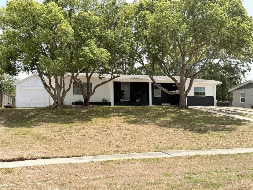 Picture of 1505 Piedmont Drive, Deltona FL 32725