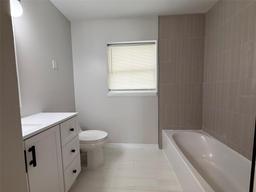 Picture of 1505 Piedmont Drive, Deltona, FL 32725