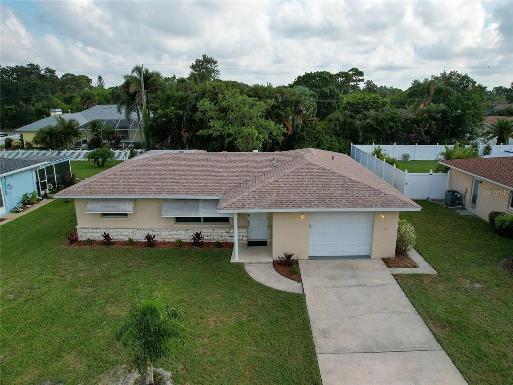 Picture of 916 Gillespie Street, Englewood, FL 34223