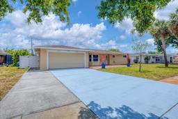 Picture of 248 Venice East Boulevard, Venice, FL 34293