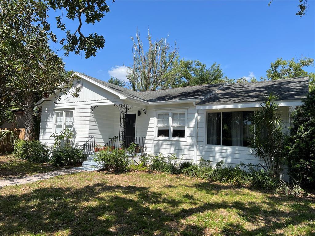Picture of 4704 Winchester Drive, Sarasota, FL 34234