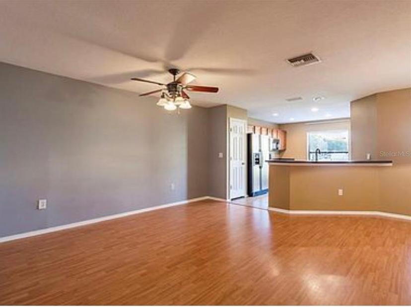 Picture of 2453 Edgewater Falls Drive, Brandon FL 33511
