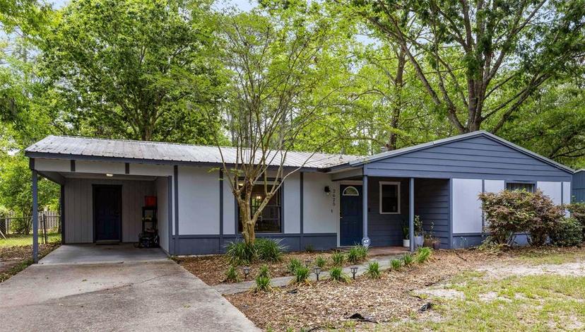Picture of 2625 NW 42Nd Place, Gainesville FL 32605