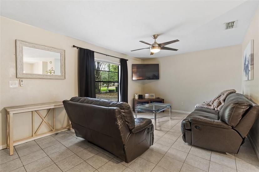 Picture of 2625 NW 42Nd Place, Gainesville FL 32605