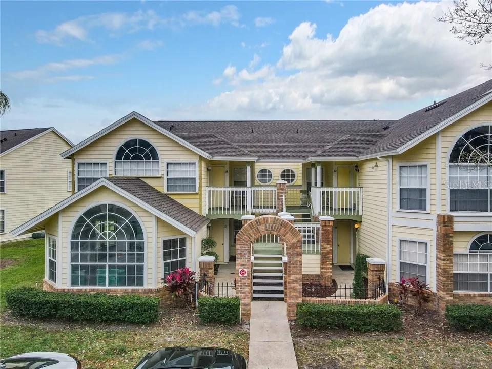 Picture of 5006 Laguna Bay Circle Unit 58, Kissimmee, FL 34746