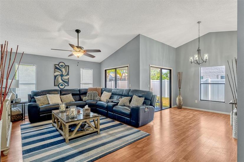 Picture of 2912 S Horizon Place, Oviedo FL 32765