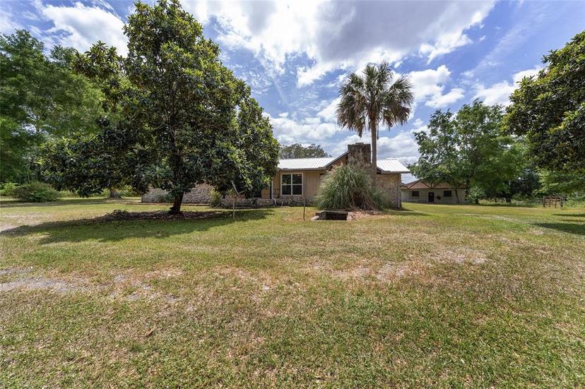 Picture of 17650 NE State Road 121, Williston FL 32696