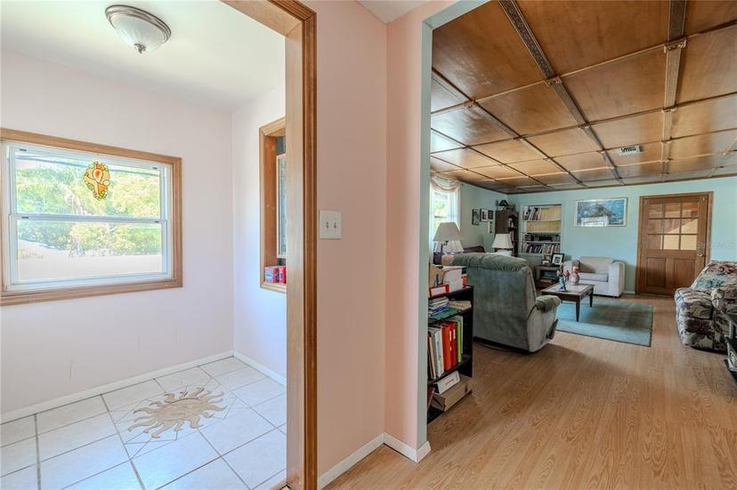 Picture of 503 Chestnut Street, Oldsmar FL 34677