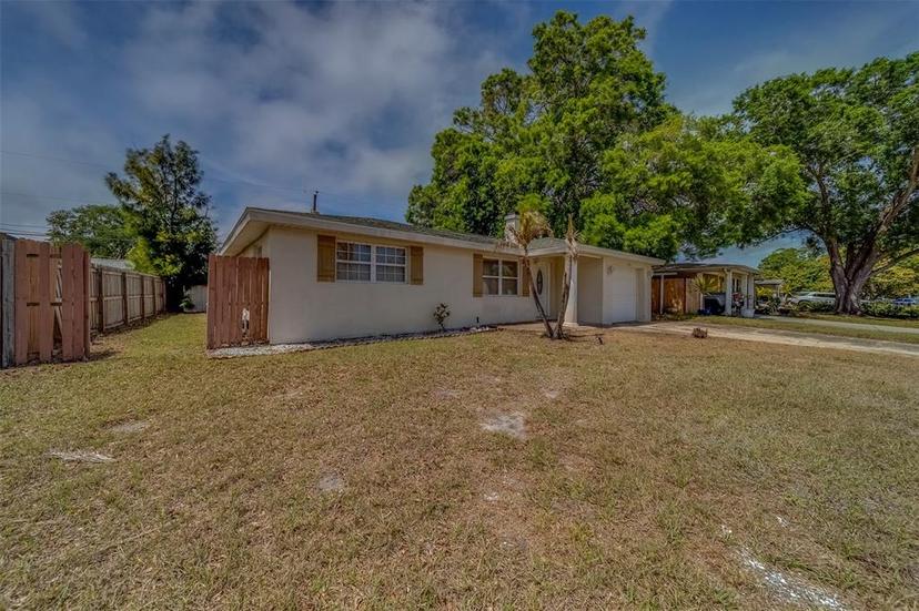 Picture of 11546 Leisure Lane W, Largo FL 33773