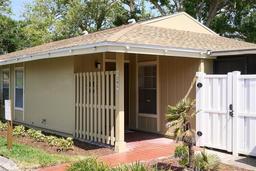 Picture of 7205 San Luis Ct, Tampa, FL 33634