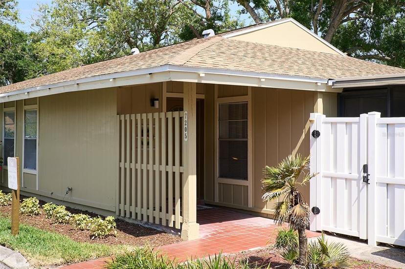 Picture of 7205 San Luis Ct, Tampa FL 33634