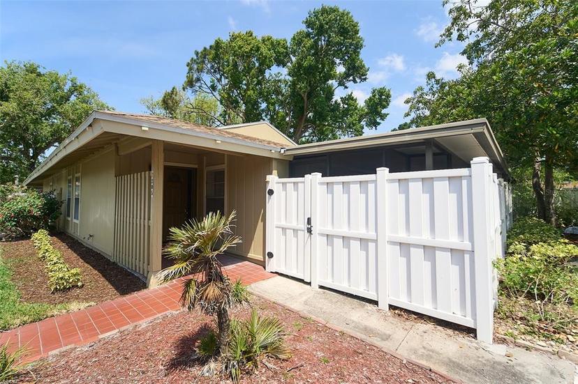 Picture of 7205 San Luis Ct, Tampa FL 33634