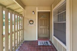 Picture of 7205 San Luis Ct, Tampa, FL 33634