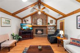 Picture of 2932 Chelsea Woods Drive, Valrico, FL 33596