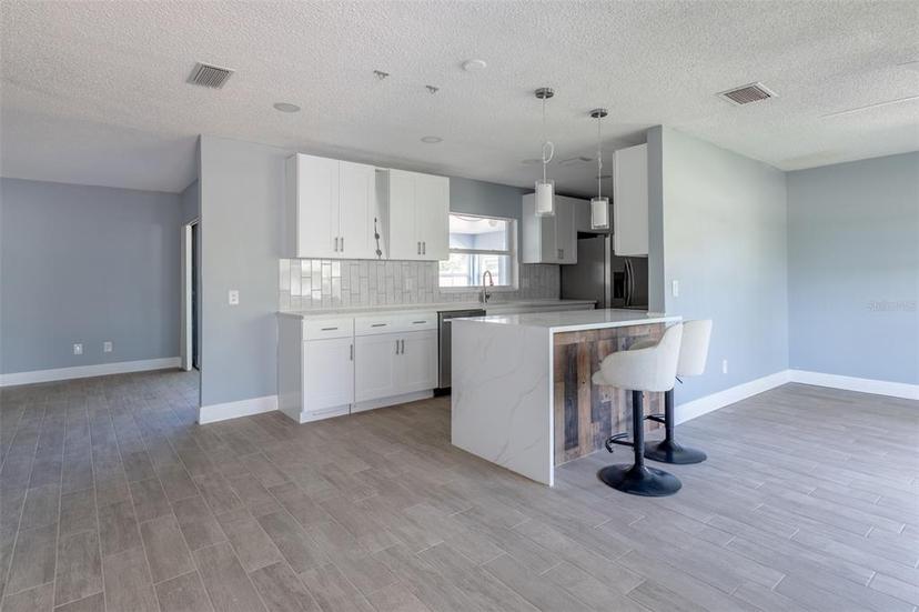 Picture of 5810 Venetian Boulevard Ne, St Petersburg FL 33703