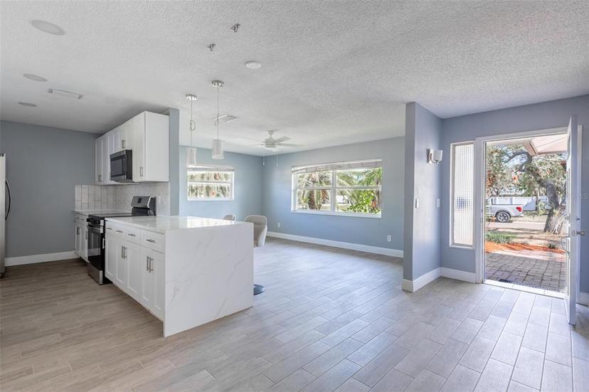 Picture of 5810 Venetian Boulevard Ne, St Petersburg FL 33703