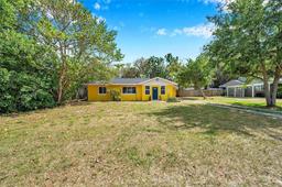 Picture of 1665 Laura Street, Clearwater, FL 33755