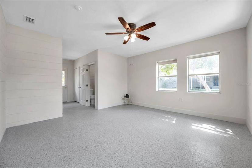 Picture of 1665 Laura Street, Clearwater FL 33755