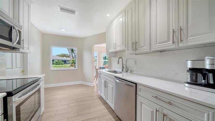 Picture of 4861 Waterbridge Down, Sarasota FL 34235