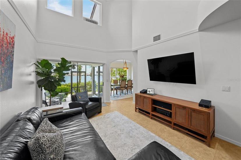 Picture of 1117 Shipwatch Circle, Tampa FL 33602