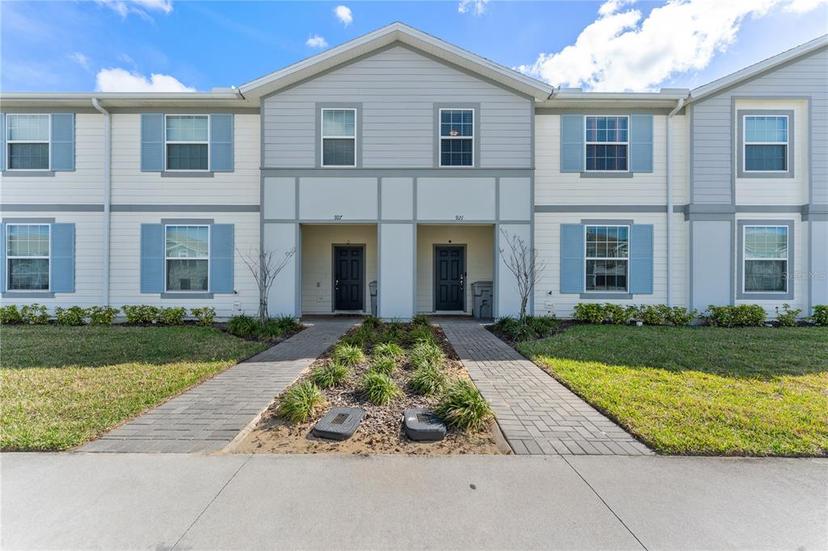 Picture of 921 Paradise Drive, Davenport FL 33897