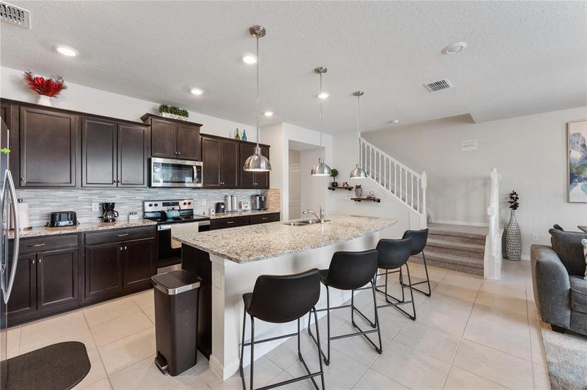 Picture of 921 Paradise Drive, Davenport FL 33897