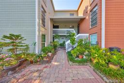 Picture of 2424 W Tampa Bay Boulevard Unit I202, Tampa, FL 33607