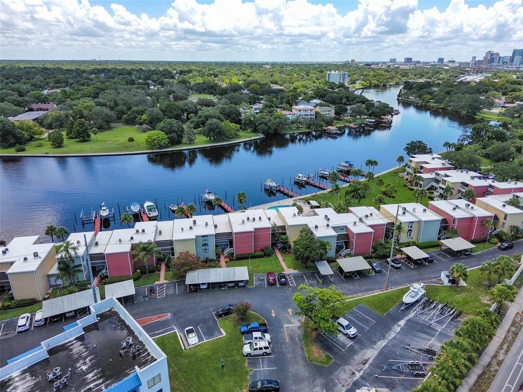Picture of 2424 W Tampa Bay Boulevard Unit I202, Tampa, FL 33607