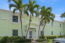 Picture of 4858 Coquina Key Drive Se Unit C, St Petersburg, FL 33705