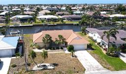 Picture of 425 Belvedere Court, Punta Gorda, FL 33950