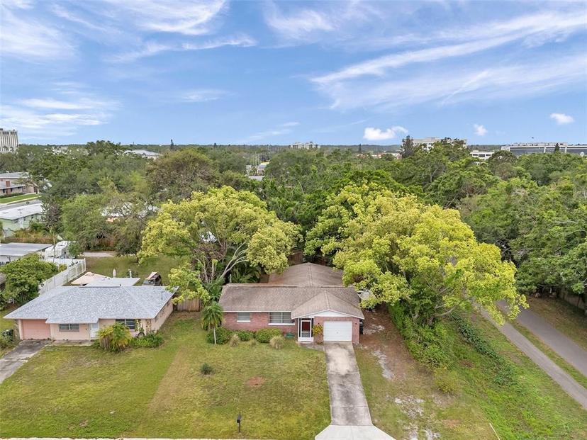 Picture of 1139 3Rd Avenue Nw, Largo FL 33770