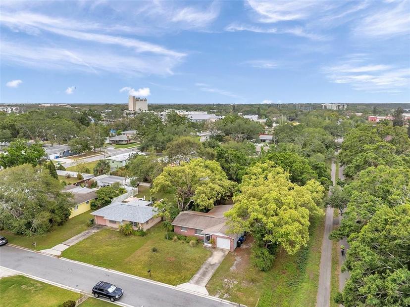 Picture of 1139 3Rd Avenue Nw, Largo FL 33770