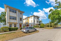 Picture of 4409 W Gray Street Unit 5, Tampa, FL 33609