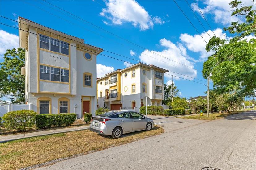 Picture of 4409 W Gray Street Unit 5, Tampa FL 33609