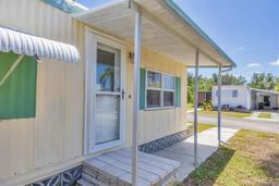 Picture of 1891 Englewood Road Unit 165, Englewood, FL 34223