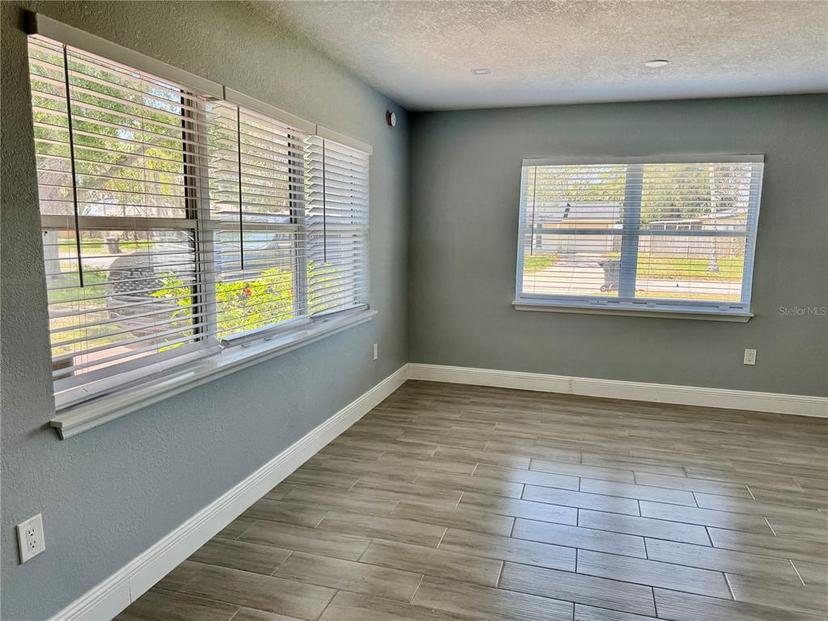 Picture of 3735 Alabama Avenue Ne, St Petersburg FL 33703