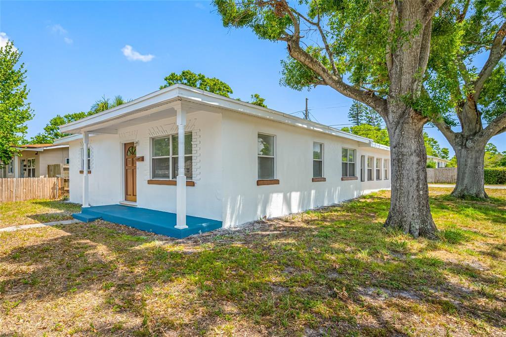 Picture of 2350 38Th Avenue N, St Petersburg, FL 33713