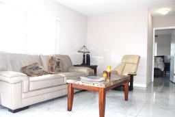 Picture of 12400 Park Boulevard Unit 111, Seminole, FL 33772