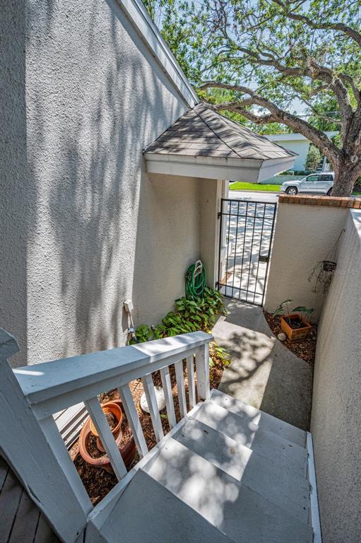 Picture of 5115 S Jules Verne Court, Tampa FL 33611
