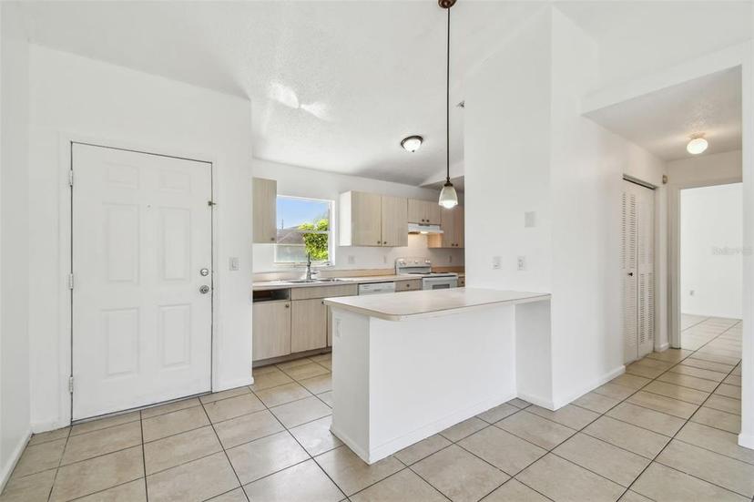 Picture of 3305 6Th Avenue W, Palmetto FL 34221