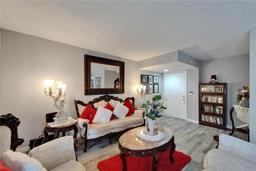 Picture of 4709 Puritan Circle Unit 702, Tampa, FL 33617