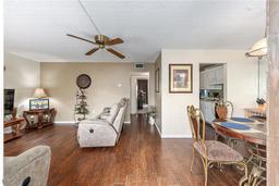 Picture of 2433 NE 7Th Street Unit 3, Ocala, FL 34470