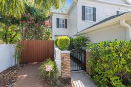 Picture of 202 S Lincoln Avenue, Tampa, FL 33609