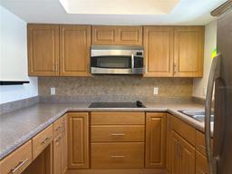 Picture of 5057 Live Oak Circle Unit 86, Bradenton, FL 34207