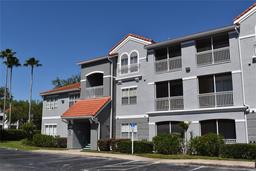 Picture of 18001 Richmond Place Drive Unit 636, Tampa, FL 33647