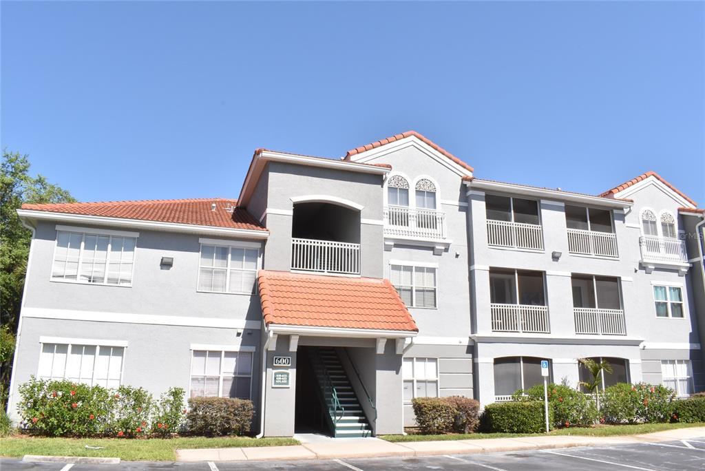 Picture of 18001 Richmond Place Drive Unit 636, Tampa, FL 33647