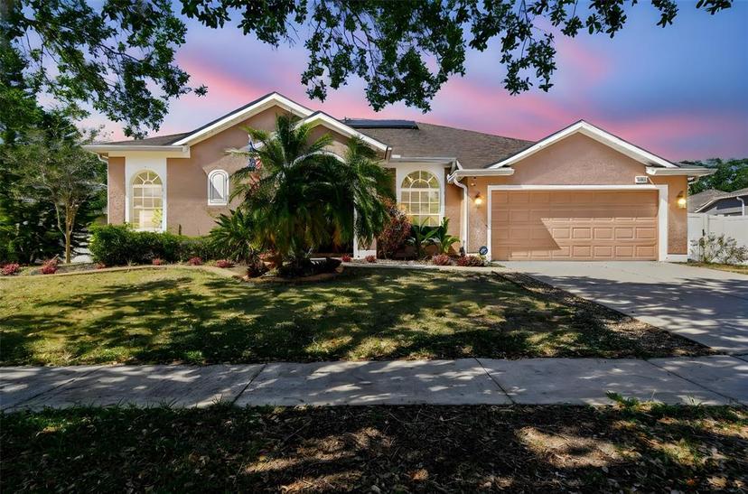 Picture of 1939 Heartland Circle, Valrico FL 33594