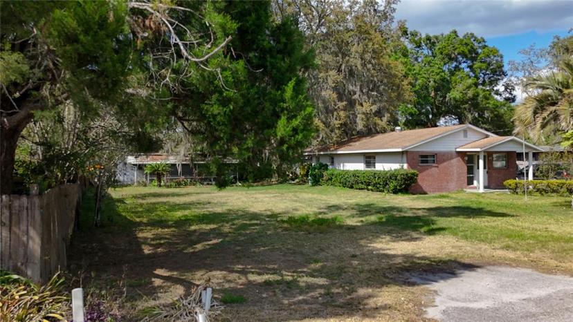 Picture of 38327 Palm Grove Drive, Zephyrhills FL 33542
